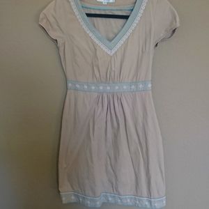 Boden embroderied sundress